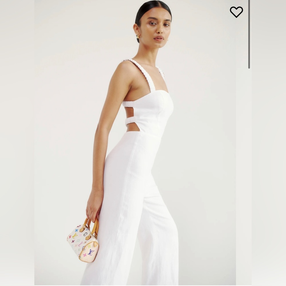 NWT White linen Harlow jumpsuit. Purchased from Reformation in fall of 2022.